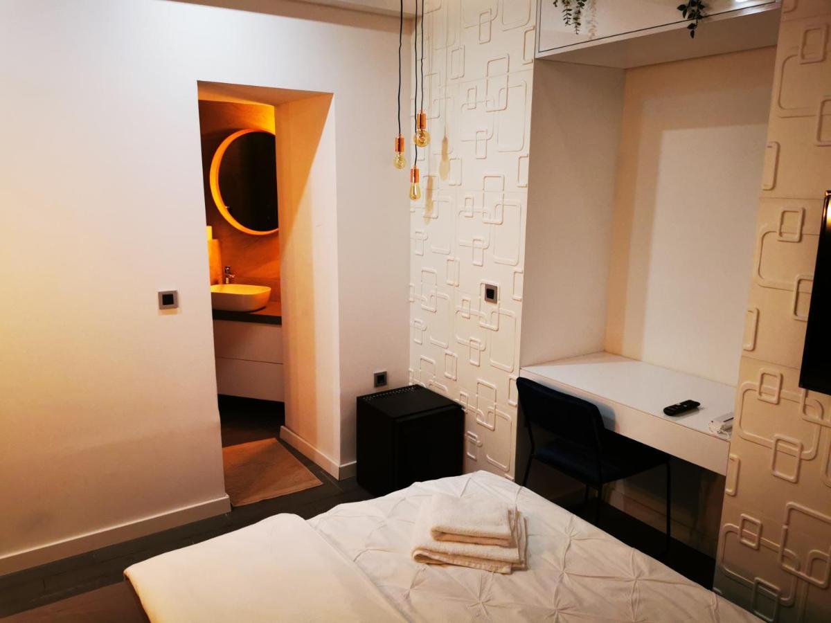 Apartment And Rooms Marinac Загреб Екстериор снимка