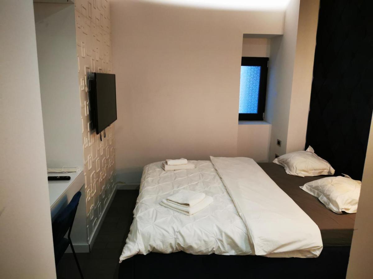 Apartment And Rooms Marinac Загреб Екстериор снимка