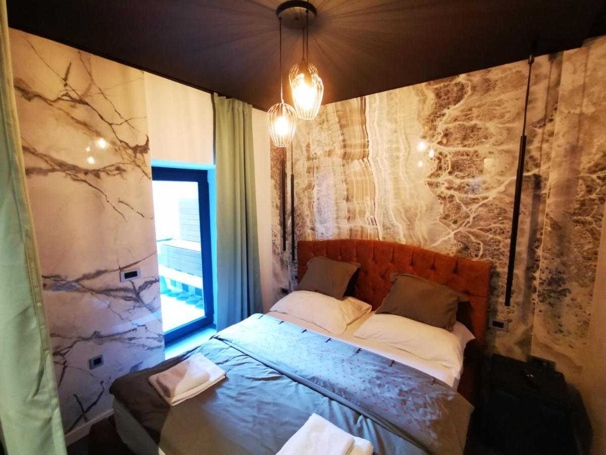 Apartment And Rooms Marinac Загреб Екстериор снимка